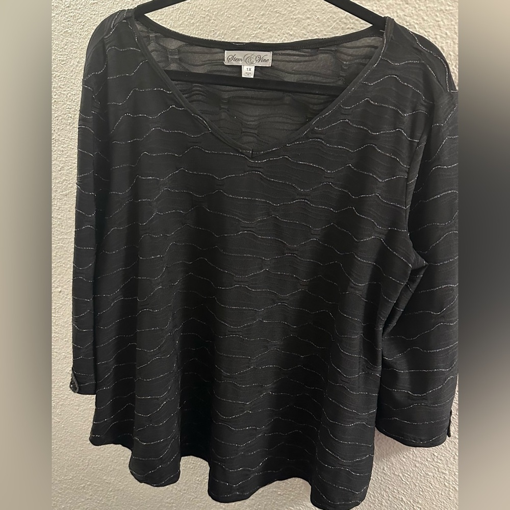 STEM & VINE Women’s Blouse 1X Black Embroidered Accent Silver Thread